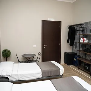 Bed & Breakfast Napoli City Rooms, Naples