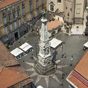 Bed & Breakfast Ecce Homo 28, Naples